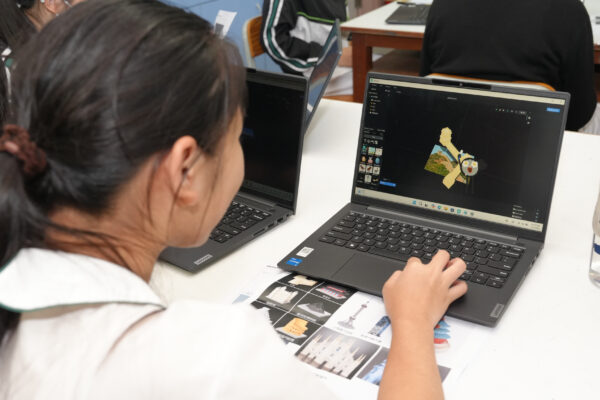 AR in Art Installation-2