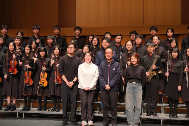 c15d194c-c67a-443f-b39d-89f4d310e5af c15d194c-c67a-443f-b39d-89f4d310e5af